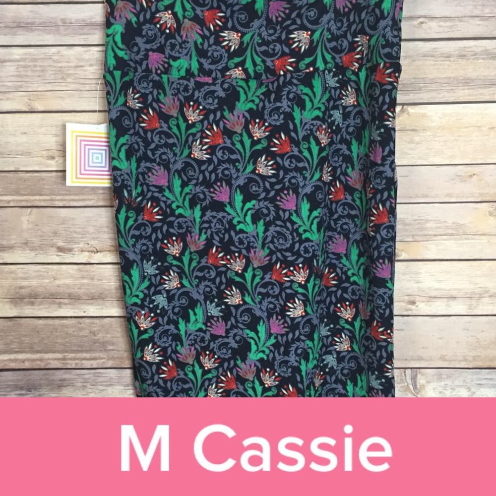 LuLaRoe Cassie Pencil Skirt
